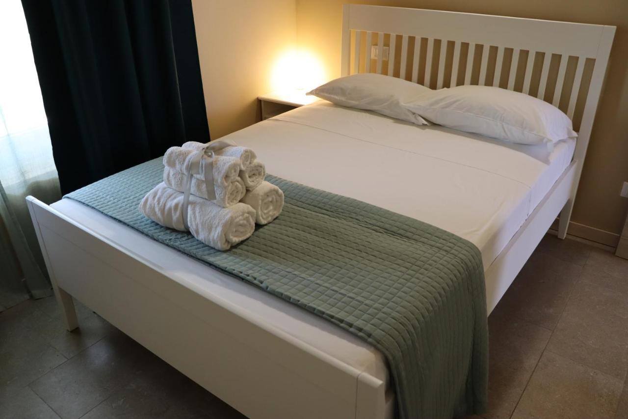 Villa Marina Bedizzole ภายนอก รูปภาพ